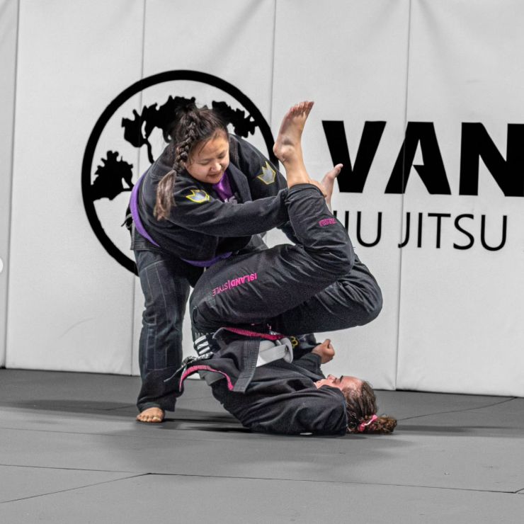 Women's BJJ class at Van Isle BJJ Victoria BC